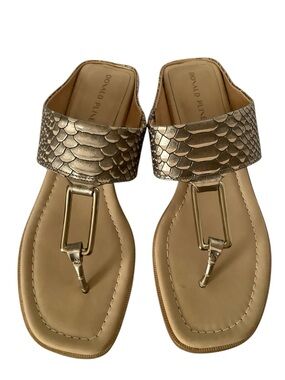 Donald J Pliner Lonnie  Python Embossed Leather Buckle Thong Sandal Sz 10